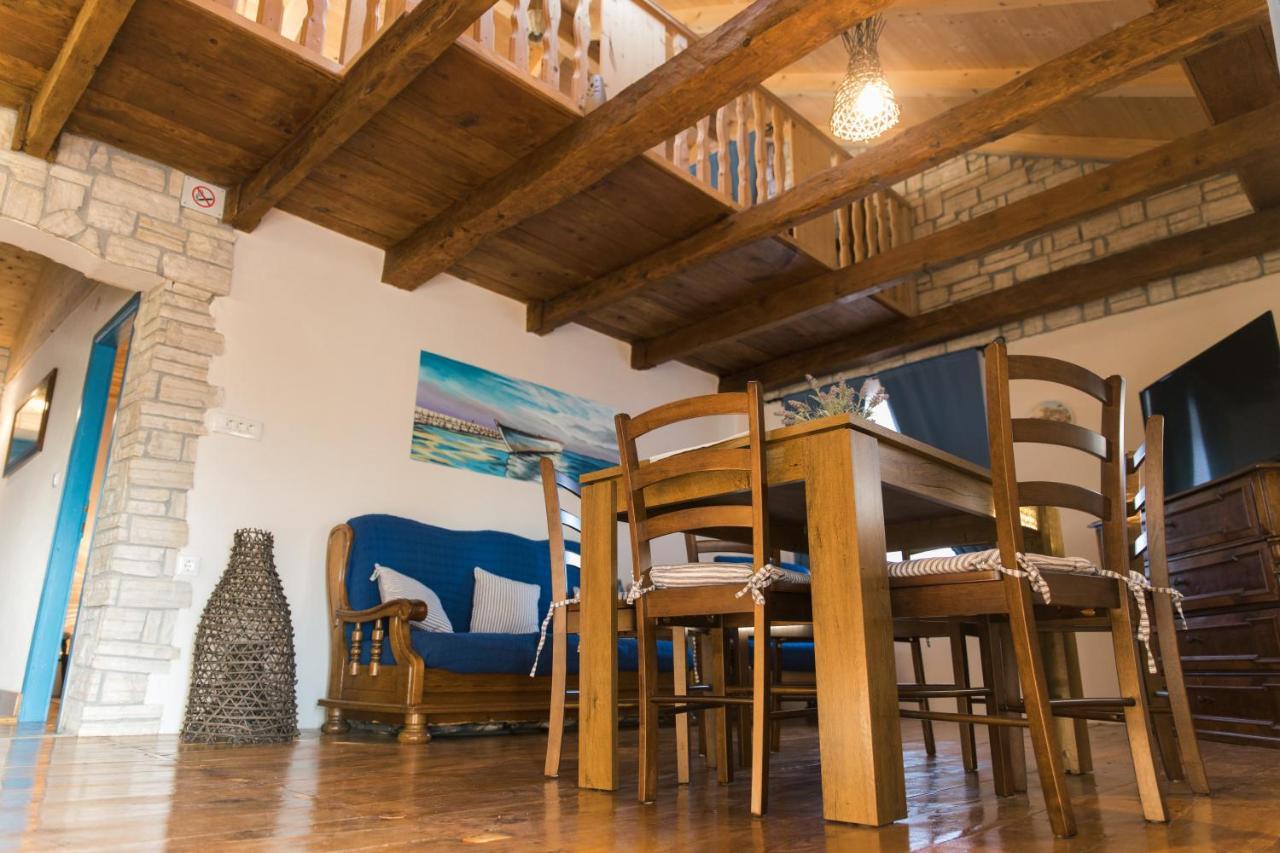 Rustic Apartment Mariva Ljubač Екстериор снимка