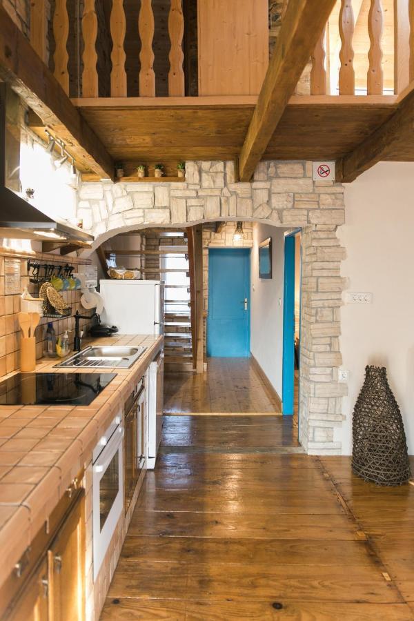 Rustic Apartment Mariva Ljubač Екстериор снимка